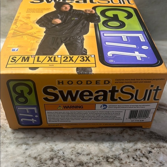 Black Hooded SweatSuit for Men - Picture 5 of 6